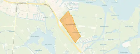 Buurt Oppenhuizen, Oppenhuizen