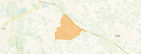 Buurt Verspreide huizen Spurk en ’t Woud, Den Dungen