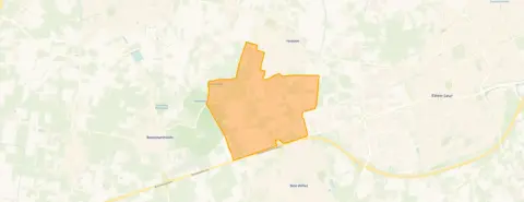 Buurt Verspreide huizen ten zuiden van Hoeven, Hoeven