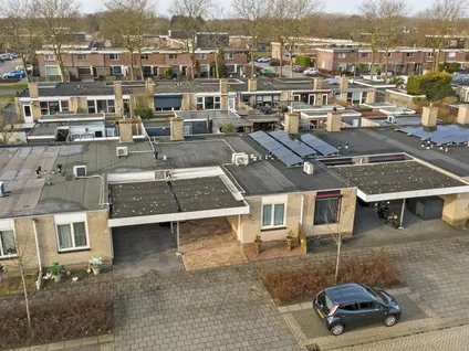 Tussenwoning te koop: 's-Gravenhagehof 38, Almere