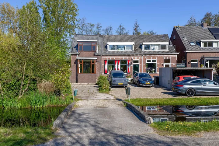 Hoekwoning te koop: 's-Gravenweg 289, Stationsbuurt Capelle Aan Den Ijssel