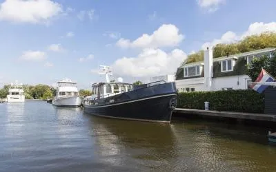 Vrijstaande woning te koop: 't BreukeleveenseMeentje 2, Nieuw-Loosdrechtsedijk Loosdrecht