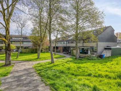 Tussenwoning te koop: 't Hert 174, Leidschendam - Zuid De Tol / 't Hert Leidschendam