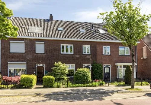 Tussenwoning te koop: 't Hofke 48, 't Hofke Eindhoven