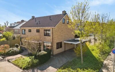 Twee-onder-één-kap te koop: 't Kieftenland 2, Limmen Oost Limmen