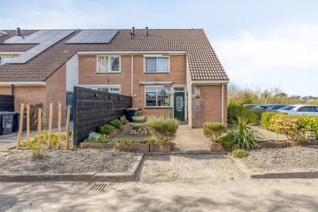 Hoekwoning te koop: 't Modderweidje 29, Waarland (woonkern) Waarland