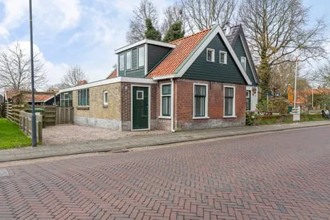 Vrijstaande woning te koop: 't Noard 64, Warns