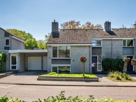 Tussenwoning te koop: 't Zand 9, Kapel-Muggenbroek Roermond