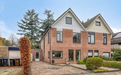 Twee-onder-één-kap te koop: 't Zwarte Wegje 1, Soesterberg Kom Soesterberg