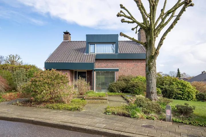 Woning te koop: 1940-45-laan 1, Hoefveld Landgraaf