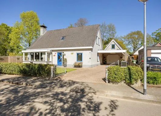 Vrijstaande woning te koop: A S Talmalaan 32, Marum Marum