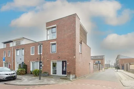 Hoekwoning te koop: Aagje Dekentuin 10, Zuidwijk Heerhugowaard