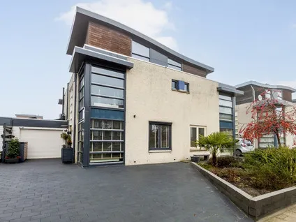 Tussenwoning te koop: Aak 11, Bergen Op Zoom