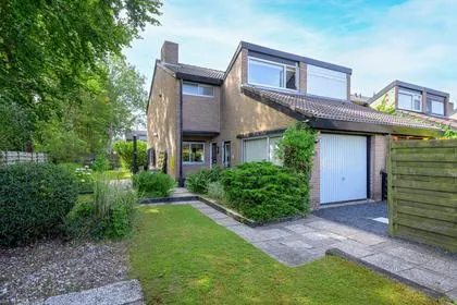 Hoekwoning te koop: Aak 110, Schepenwijk Wieringerwerf