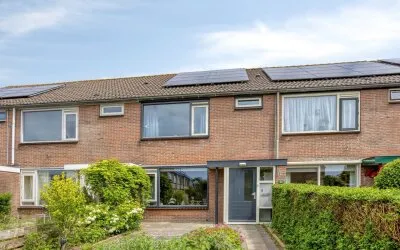 Tussenwoning te koop: Aak 21, Schepenwijk Wieringerwerf