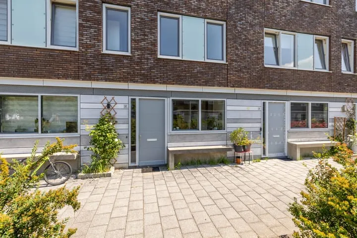 Tussenwoning te koop: Aakpad 37, Banne-Zuidwest Amsterdam