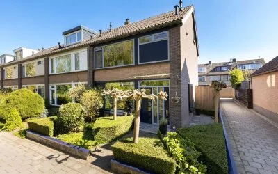 Hoekwoning te koop: Aalberse-lanen 74, Staatsliedenkwartier Woerden