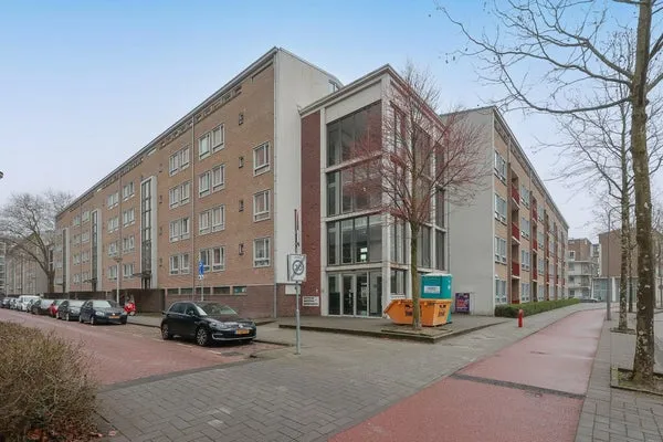 Apartment for rent: Aalbersestraat 104, Dudokbuurt Amsterdam
