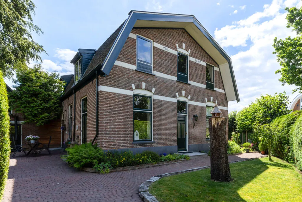 Twee-onder-één-kap te koop: Aalbessenlaan 20, Apeldoorn