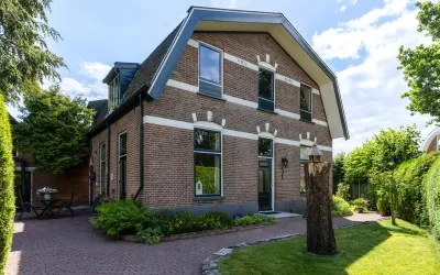 Twee-onder-één-kap te koop: Aalbessenlaan 20, Zevenhuizen Apeldoorn