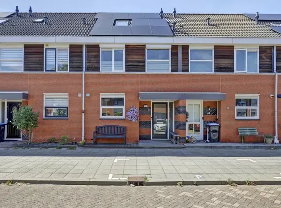 Tussenwoning te koop: Aalborg Haackslaan 32, Hendrik-Ido-Ambacht