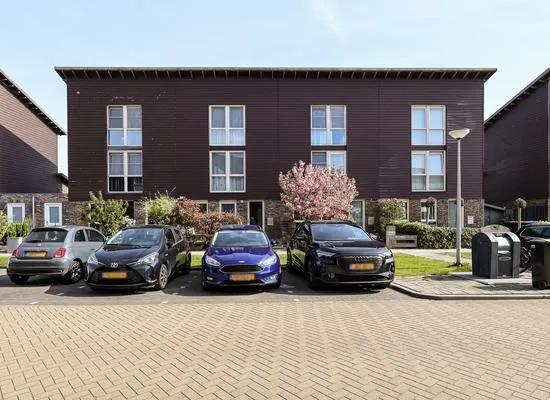 Tussenwoning te koop: Aalscholverlaan 11, Ter Aar