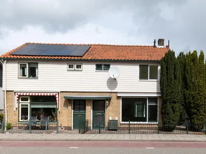Twee-onder-één-kap te koop: Aalsmeerderdijk 219, Aalsmeerderbrug Aalsmeerderbrug