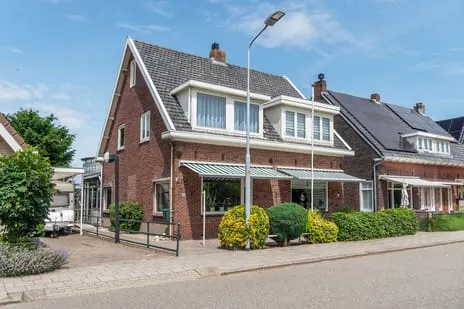 Semi-detached for sale: Aalsmeerderdijk 325, Aalsmeerderbrug Aalsmeerderbrug
