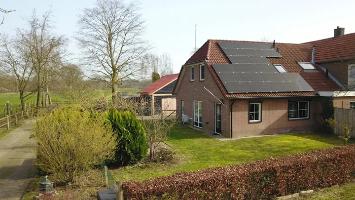 Twee-onder-één-kap te koop: Aaltenseweg 18A, Verspreide huizen Zelhem Zelhem