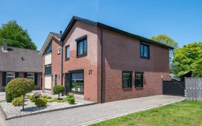 Twee-onder-één-kap te koop: Aaltenseweg 27, Varsseveld Varsseveld