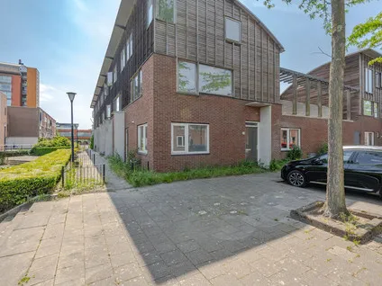 Hoekwoning te koop: Aalwater 21, Waterkant Barendrecht