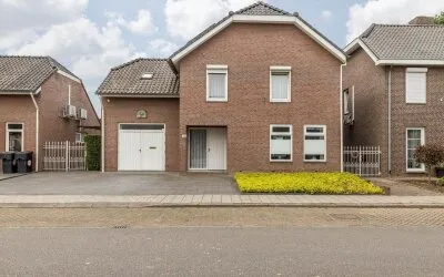 Vrijstaande woning te koop: Aan de Linde 5, Nieuwstadt Centrum Nieuwstadt