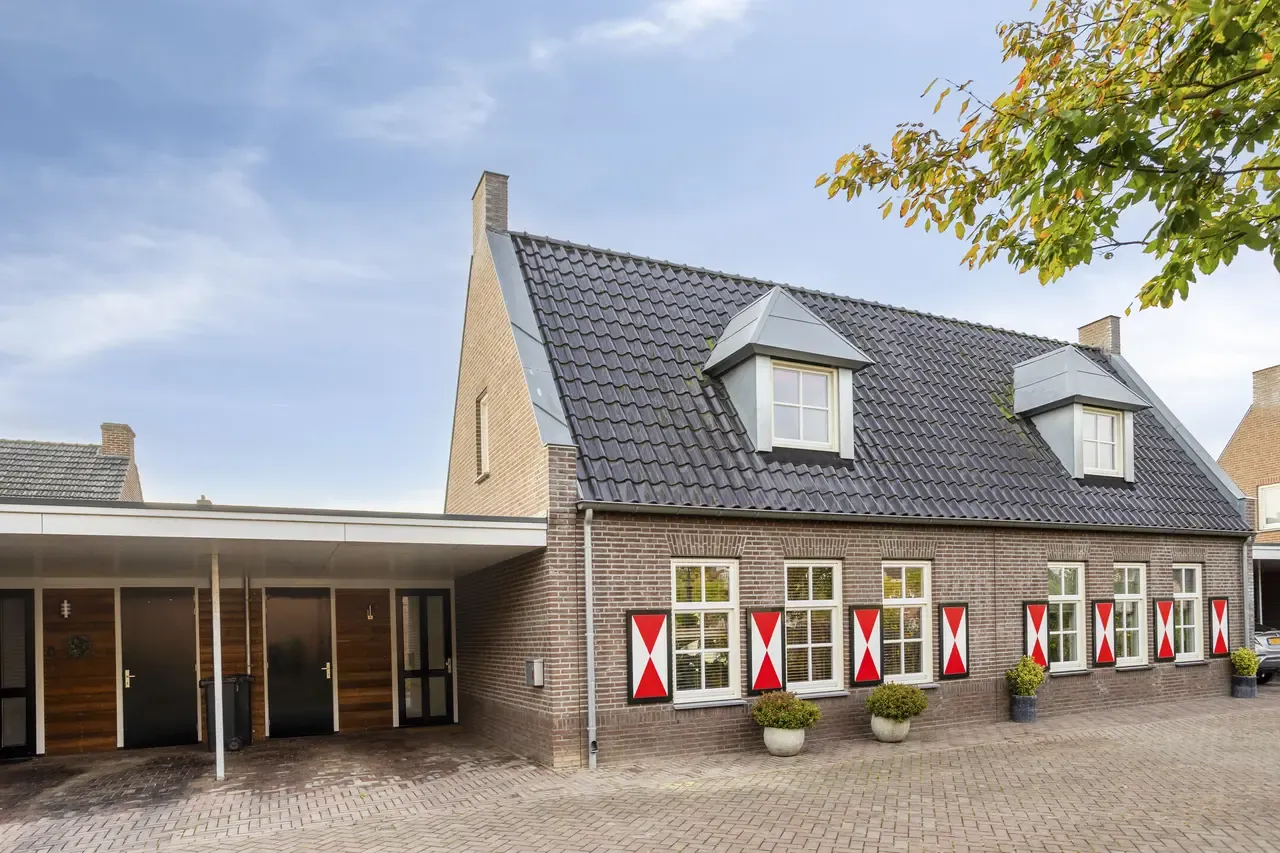 Tussenwoning te koop: Aan de oude Markt 4, Posterholt