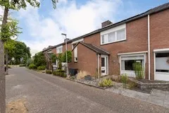 Tussenwoning te koop: Aan De Schacht 35, Landgraaf