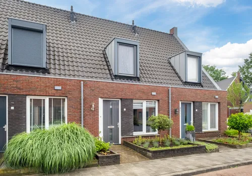 Terraced house for sale: Aangelag 4, Heusden centrum Heusden