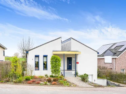 Vrijstaande woning te koop: Aardaker 32, Gulpen