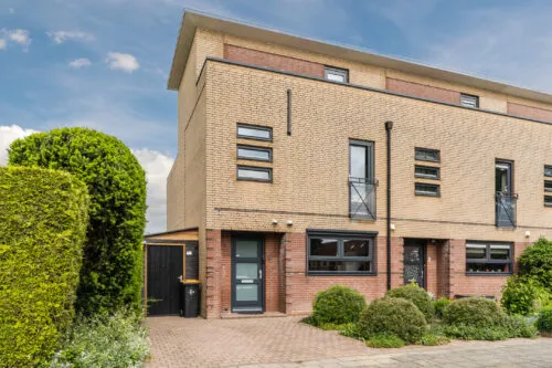 Hoekwoning te koop: Aardaker 6, Passewaaij-Zuid-West Tiel
