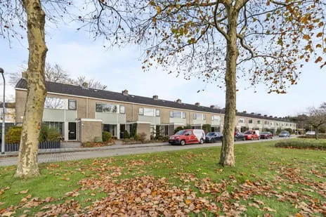 Tussenwoning te koop: Aardjesberg 3, Hilversum