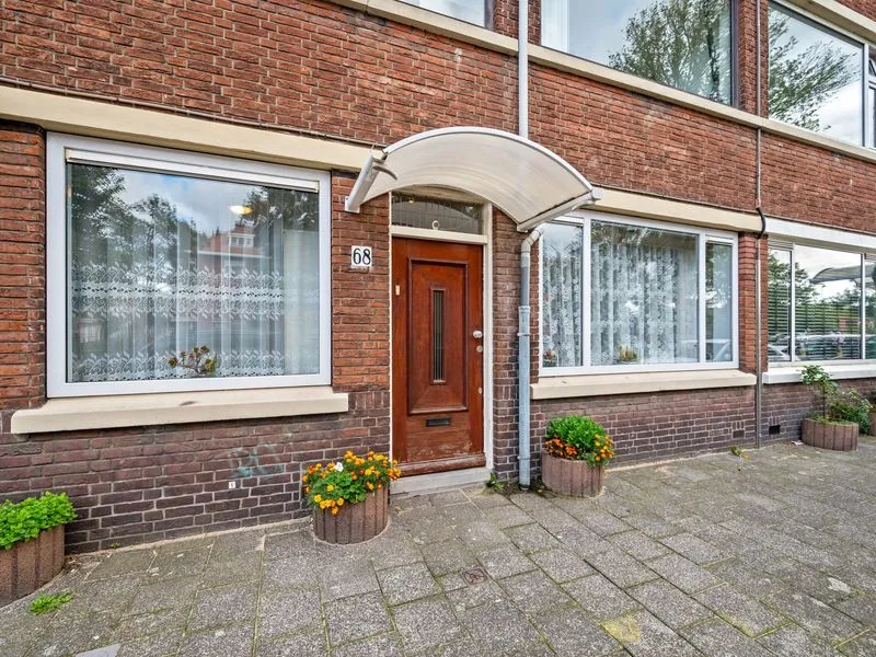 Appartement te koop: Aarnout Drostlaan 68, 'S-Gravenhage