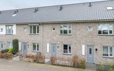 Tussenwoning te koop: Aartje Simonstraat 16, Verspreide huizen Norden, Bijsteren en Hoef Putten