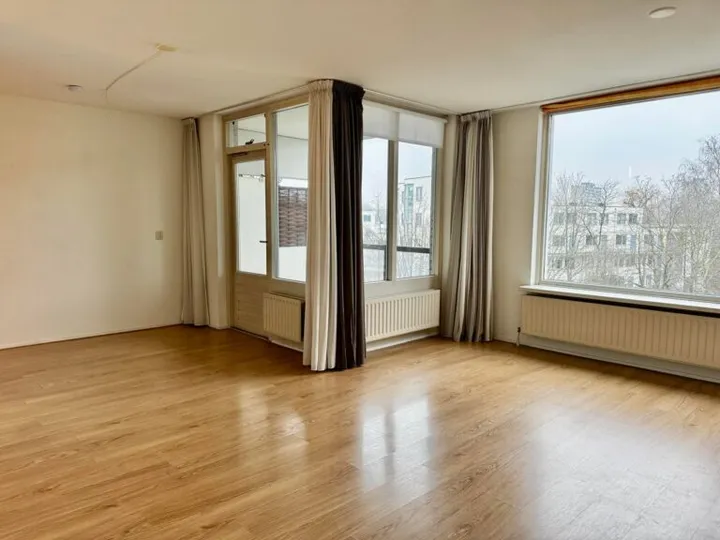 Appartement te huur: Aartsbisschop Romerostraat 243, Voordorp en Voorveldsepolder Utrecht