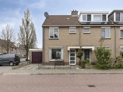 Hoekwoning te koop: Abbenbroekstraat 32, Westerwatering Noord Zaandam