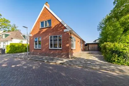 Vrijstaande woning te koop: Abdijstraat 11, Aduard Aduard