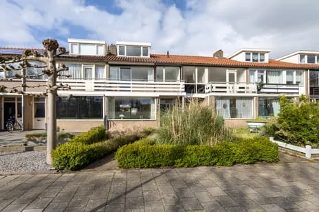 Tussenwoning te koop: Abdijstraat 27, Breda