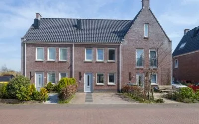 Tussenwoning te huur: Abdis Eustachiastraat 4, De Uithof 'S-Gravenhage