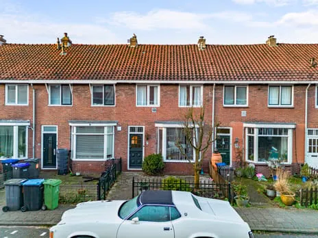 Tussenwoning te koop: Abeelstraat 17, Bomenbuurt Zaandam