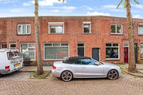 Tussenwoning te koop: Abeelstraat 29, Tuinzigt Breda