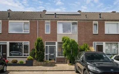 Tussenwoning te koop: Abeelstraat 32, Oudeland 'S-Gravenzande
