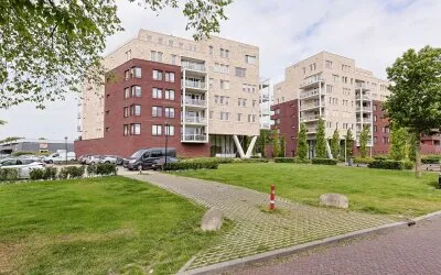 Appartement te koop: Abel Tasmanstraat 15, Bedrijventerrein Rijnhaven-Oost Alphen Aan Den Rijn