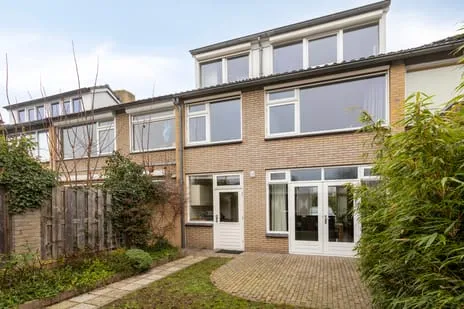 Tussenwoning te koop: Abel Tasmanstraat 15, Veghel Zuid 2 Veghel